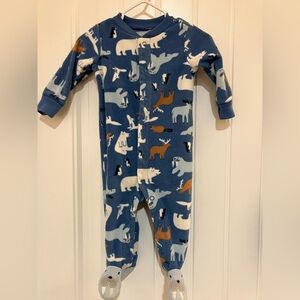 4/$20 Carter’s Arctic animals fleece footie 6 month